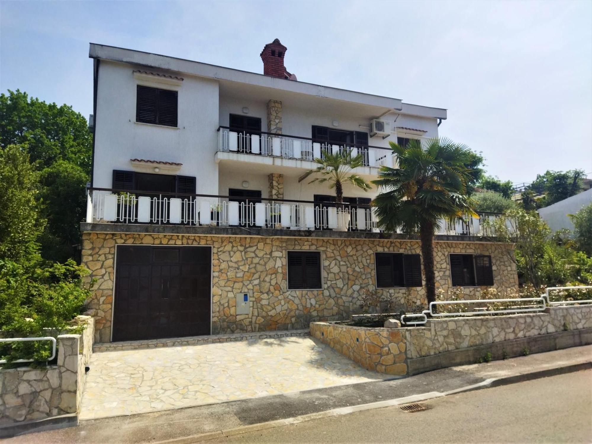 Apartments Martina Njivice Exterior photo