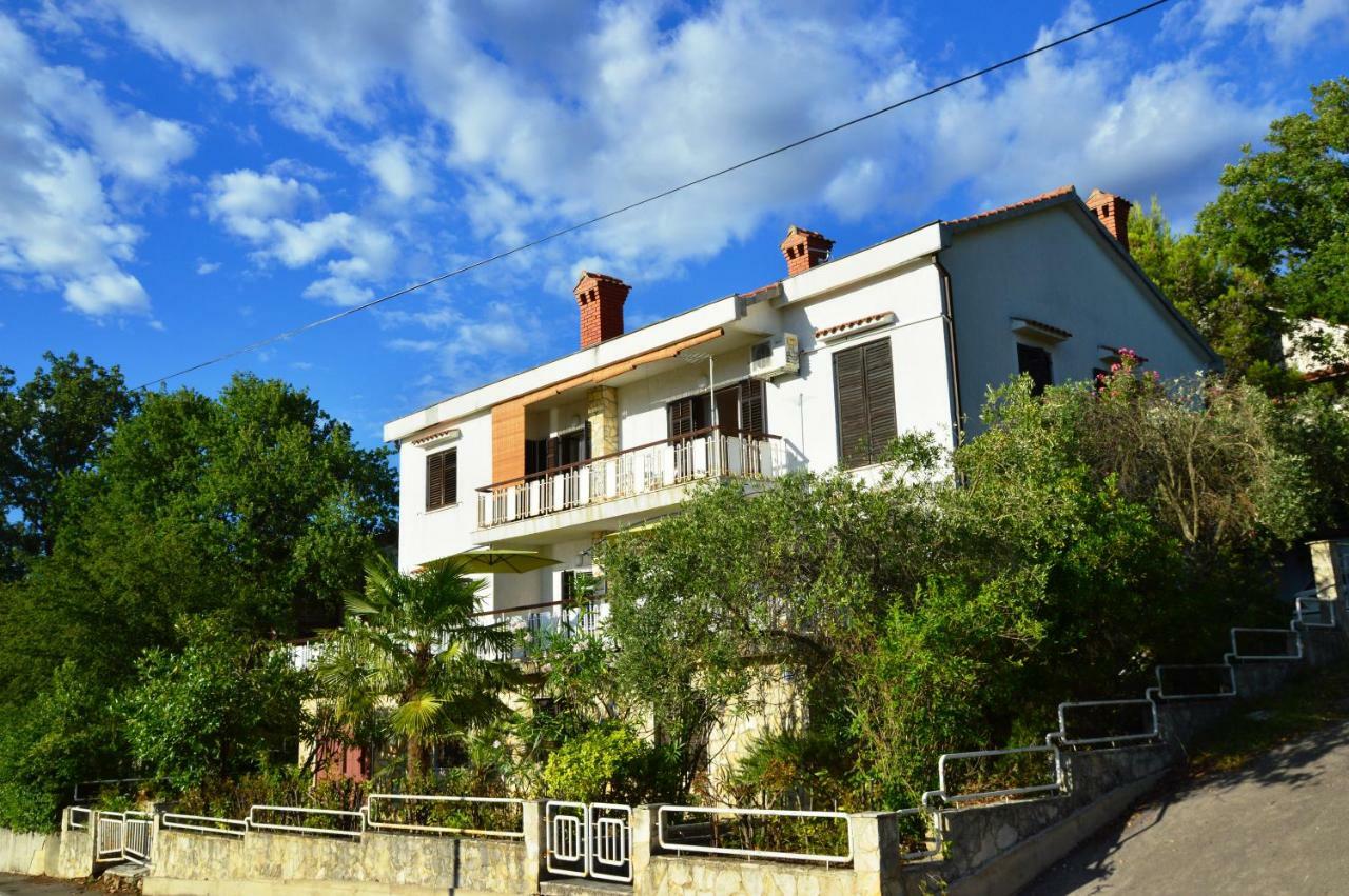 Apartments Martina Njivice Exterior photo